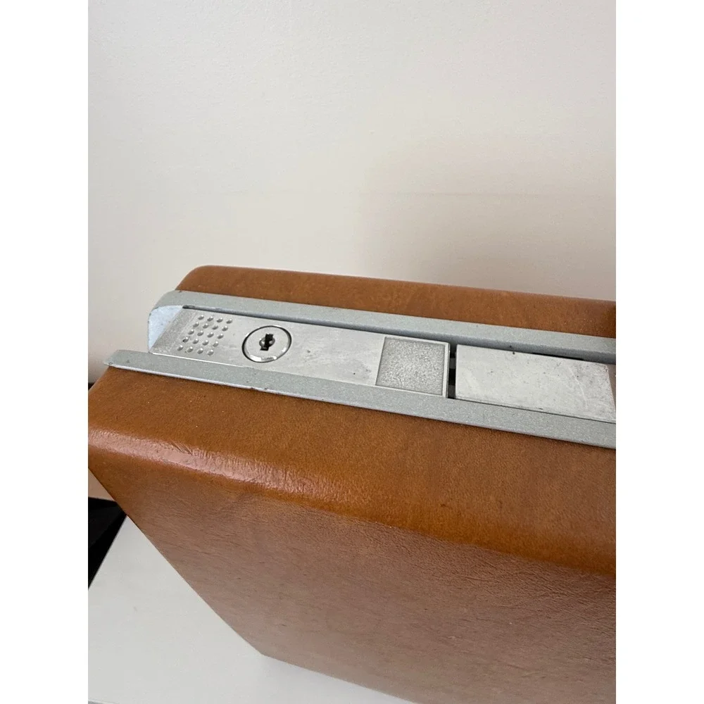 Vintage Samsonite Hard Shell Briefcase Tan Faux Leather Attache Case 18x13x5